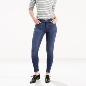Classic mid rise skinny levis